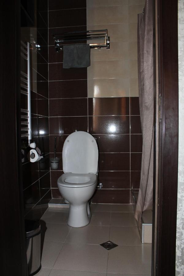 Hotel Plaza Tbilisi Exteriör bild