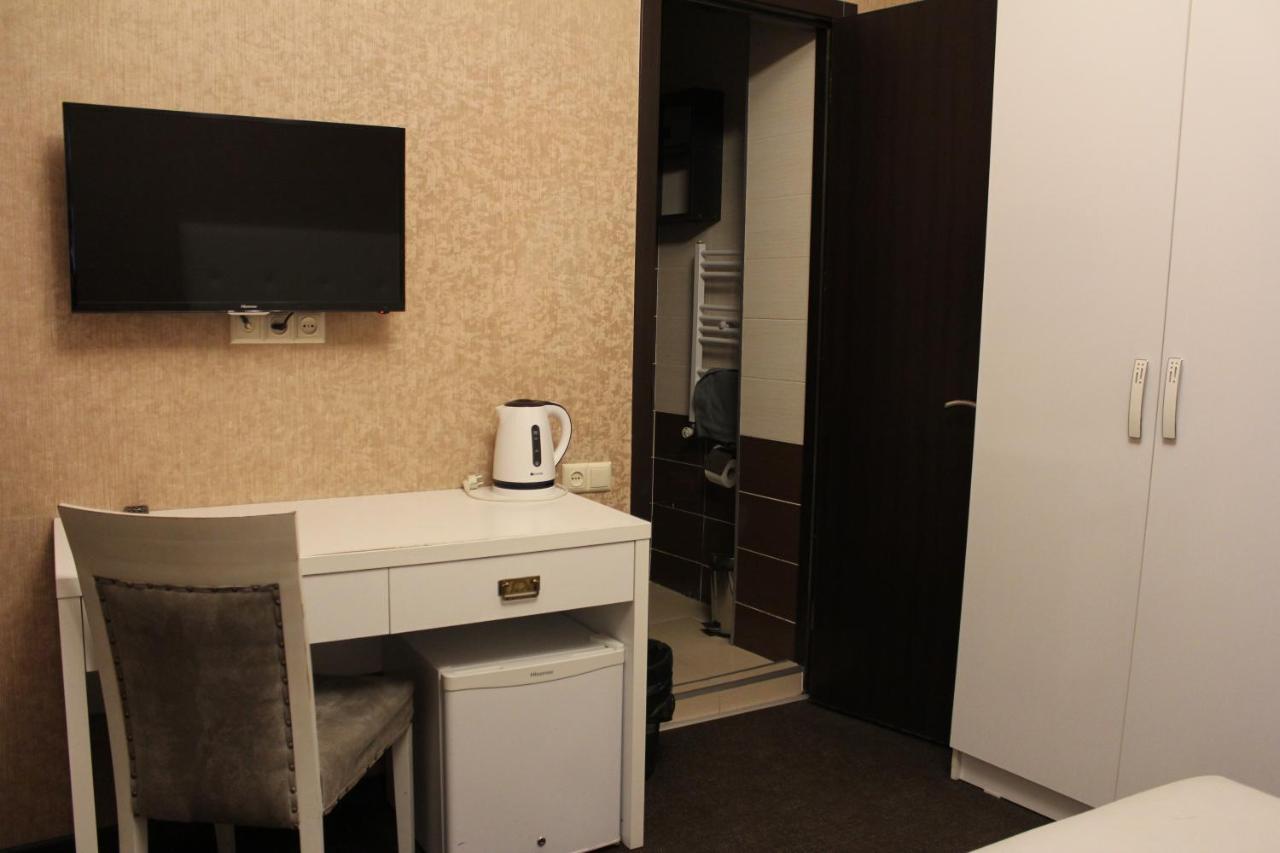 Hotel Plaza Tbilisi Exteriör bild